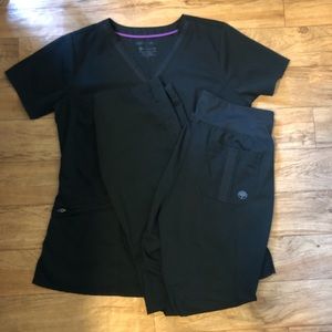 Healing Hands Purple Label Scrubs Small